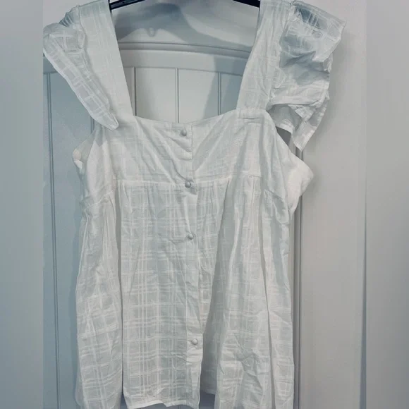 Women’s bundle of 4 Crown & Ivy blouses, Vibrant blue, pretty lilac and 2 white. - Picture 7 of 12